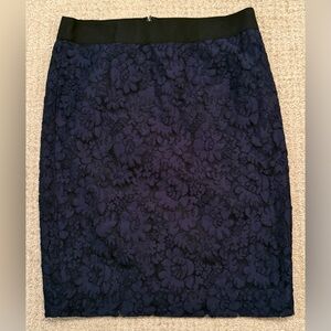 J.Crew No. 2 Pencil Skirt Navy Blue Floral Lace Knee Length Lined 8 J. Crew